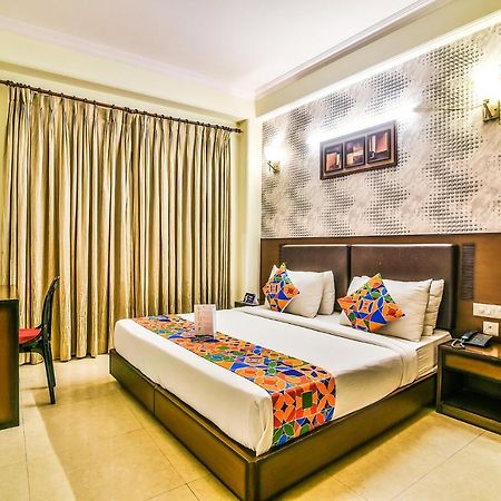 Hotel Alpine Tree Új-Delhi Kültér fotó