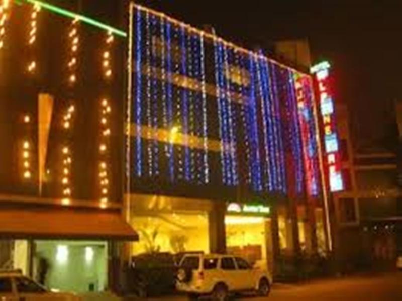 Hotel Alpine Tree Új-Delhi Kültér fotó